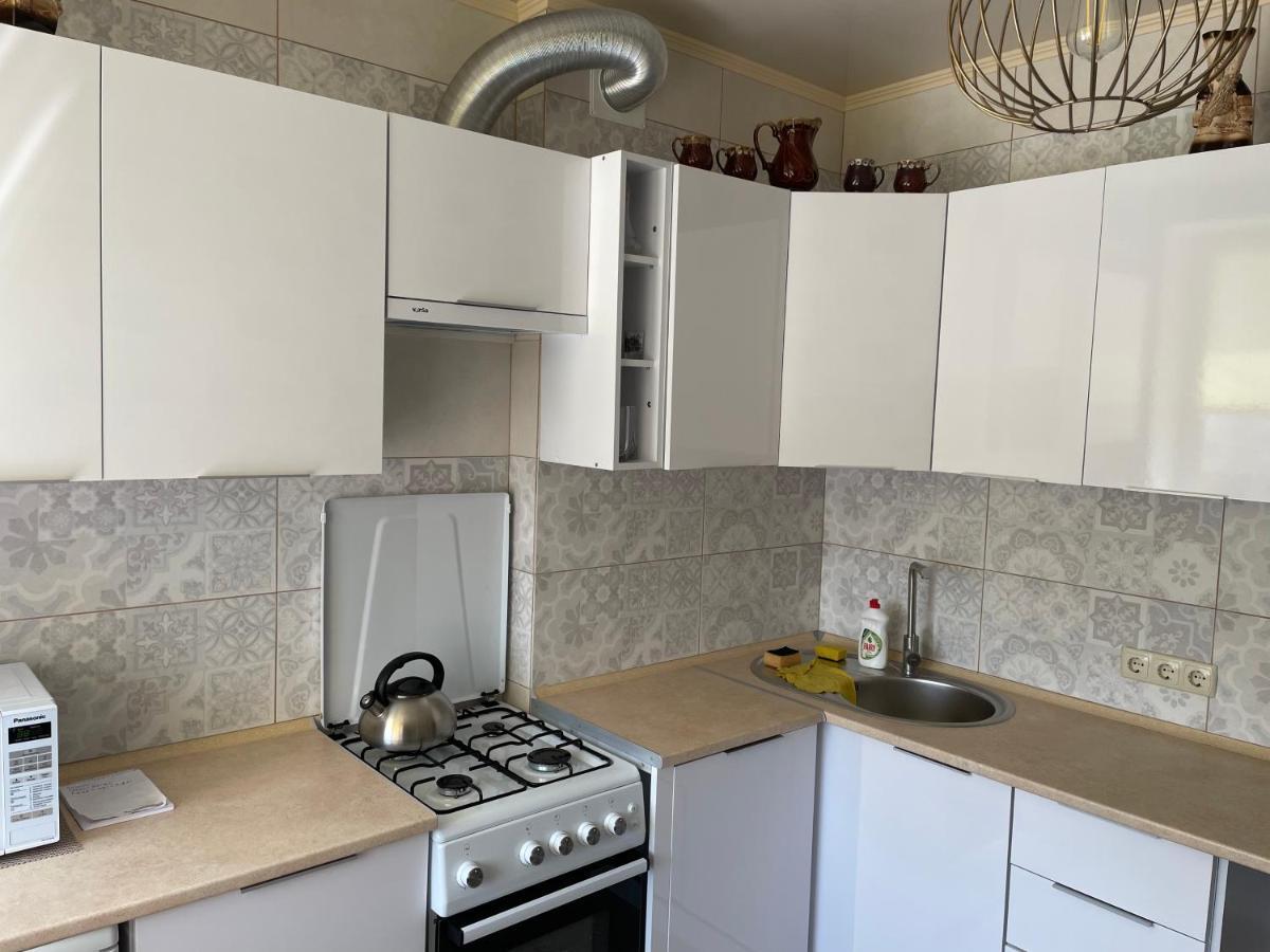 Podobovo Horbatko 250М Від Моря يوجني المظهر الخارجي الصورة